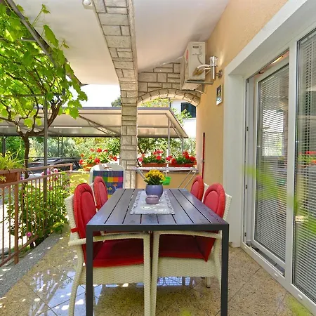 아파트 Marko 1377