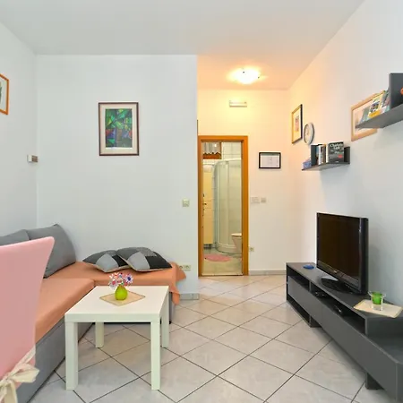 Marko 1377 Apartman *