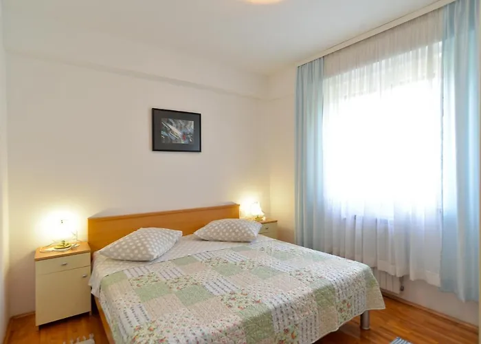 Apartman Marko 1377 *