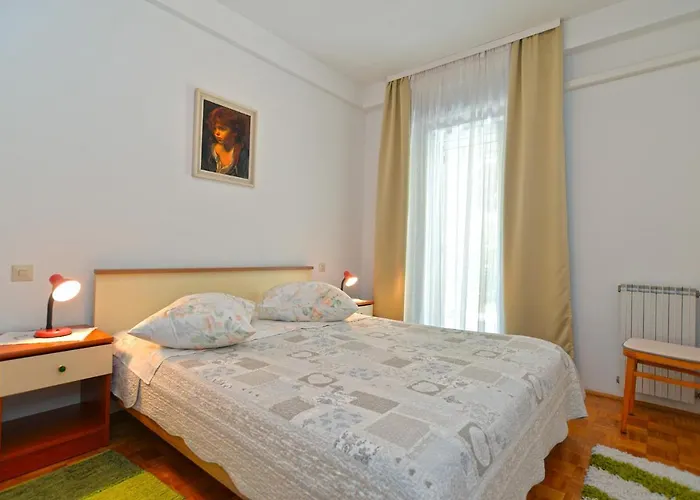 Marko 1377 Porec