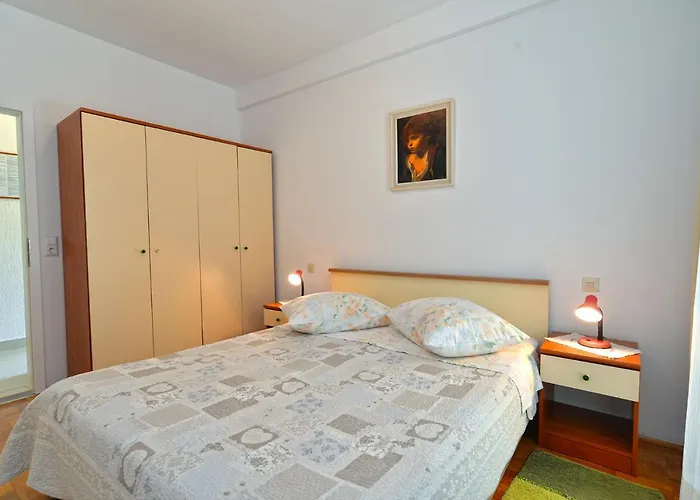 Marko 1377 Porec